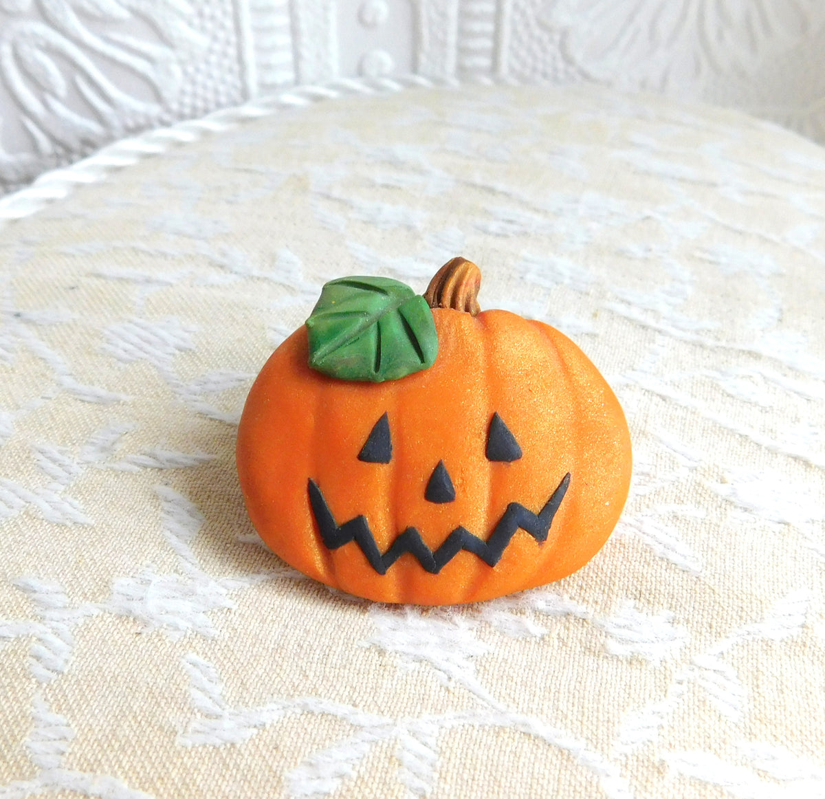 Jewelry  Vintage Happy Halloween Mummy Jack O Lantern Brooch