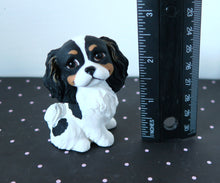Load image into Gallery viewer, Cavalier King Charles Spanial Handmade Resin Collectible