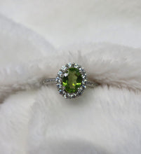 Load image into Gallery viewer, Sterling Silver Peridot Gemstone Ring